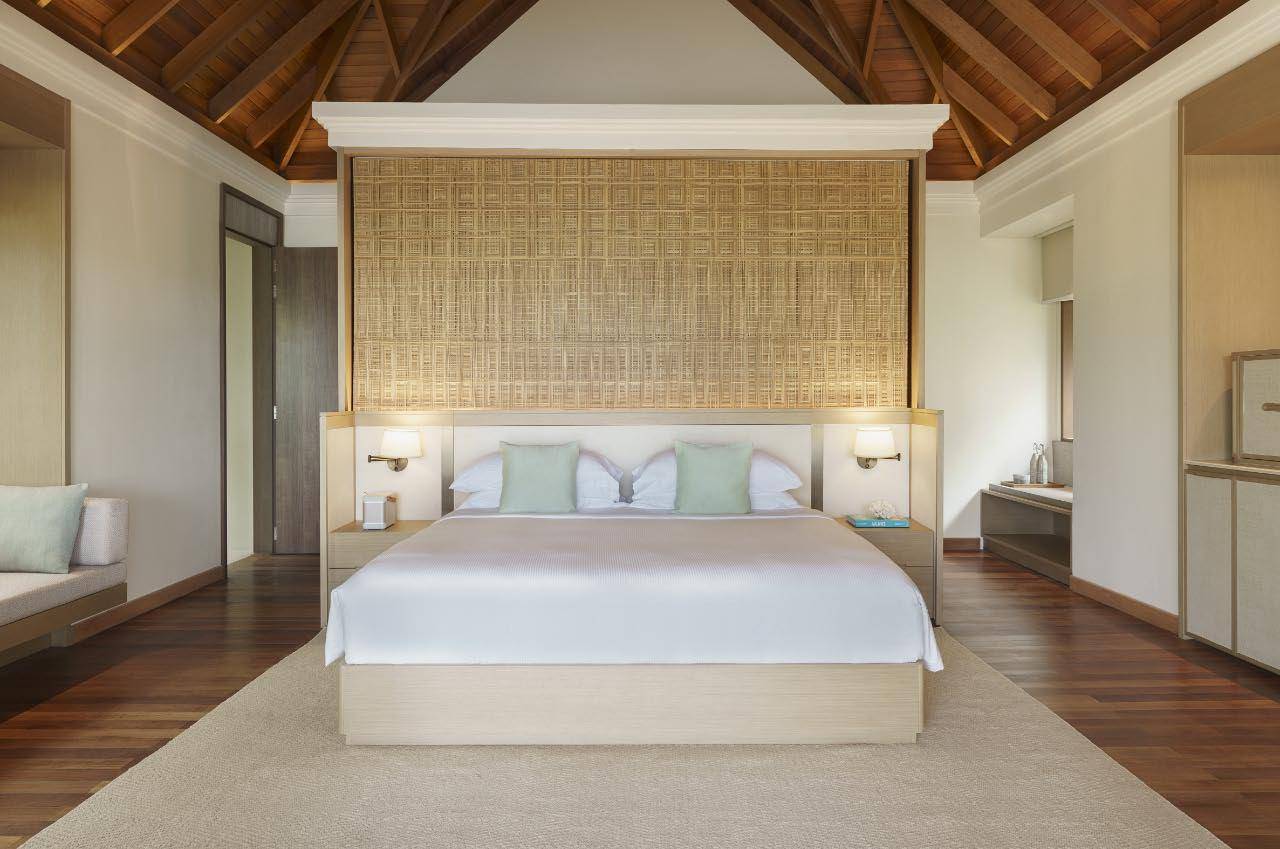 Deluxe Beach Bungalow with Pool, schlafen, Huvafen Fushi Maldives